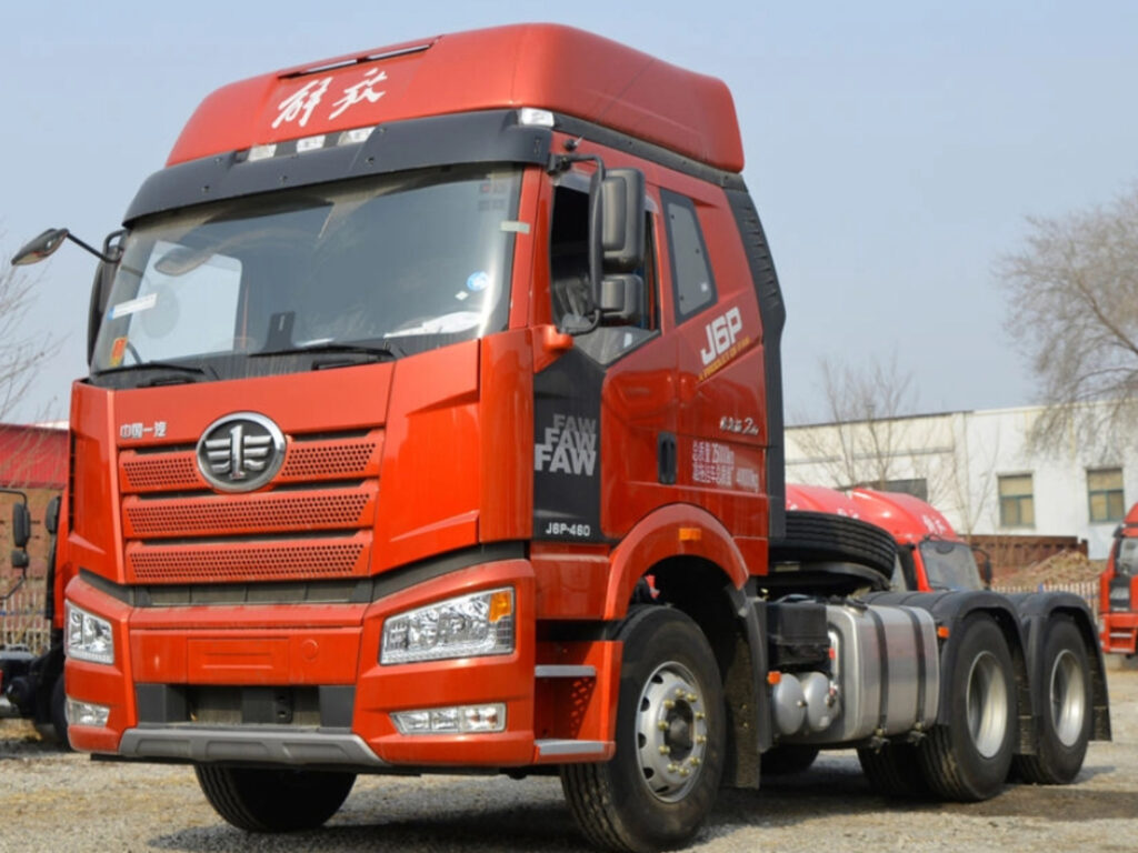Smart Reasons Wholesale Buyers Choose Used FAW 6×4 Tractor Trucks
